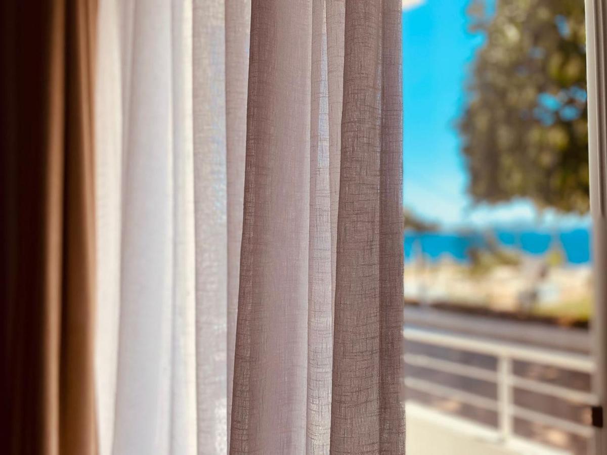 Wild Villa Apartments Sarande Bagian luar foto